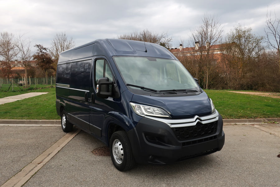CITROEN Berlingo Talla M 3 Plazas AUTO 1.6BlueHDI 100cv + NAVI
