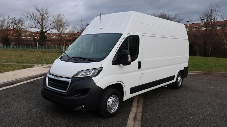 IVECO Daily Carrozada con plataforma Motor 3.0 16H3 V20 160cv