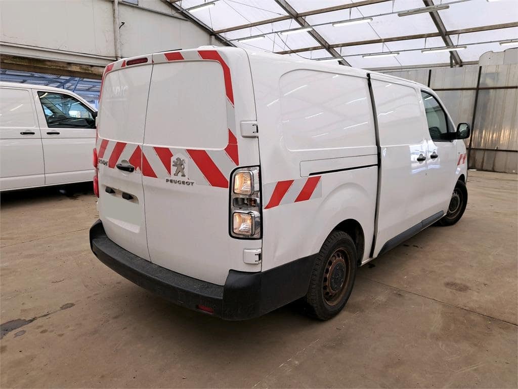 FIAT Ducato Carrozada con plataforma 2.3MJET 130CV EU6 SIN ADBLUE +NAVI