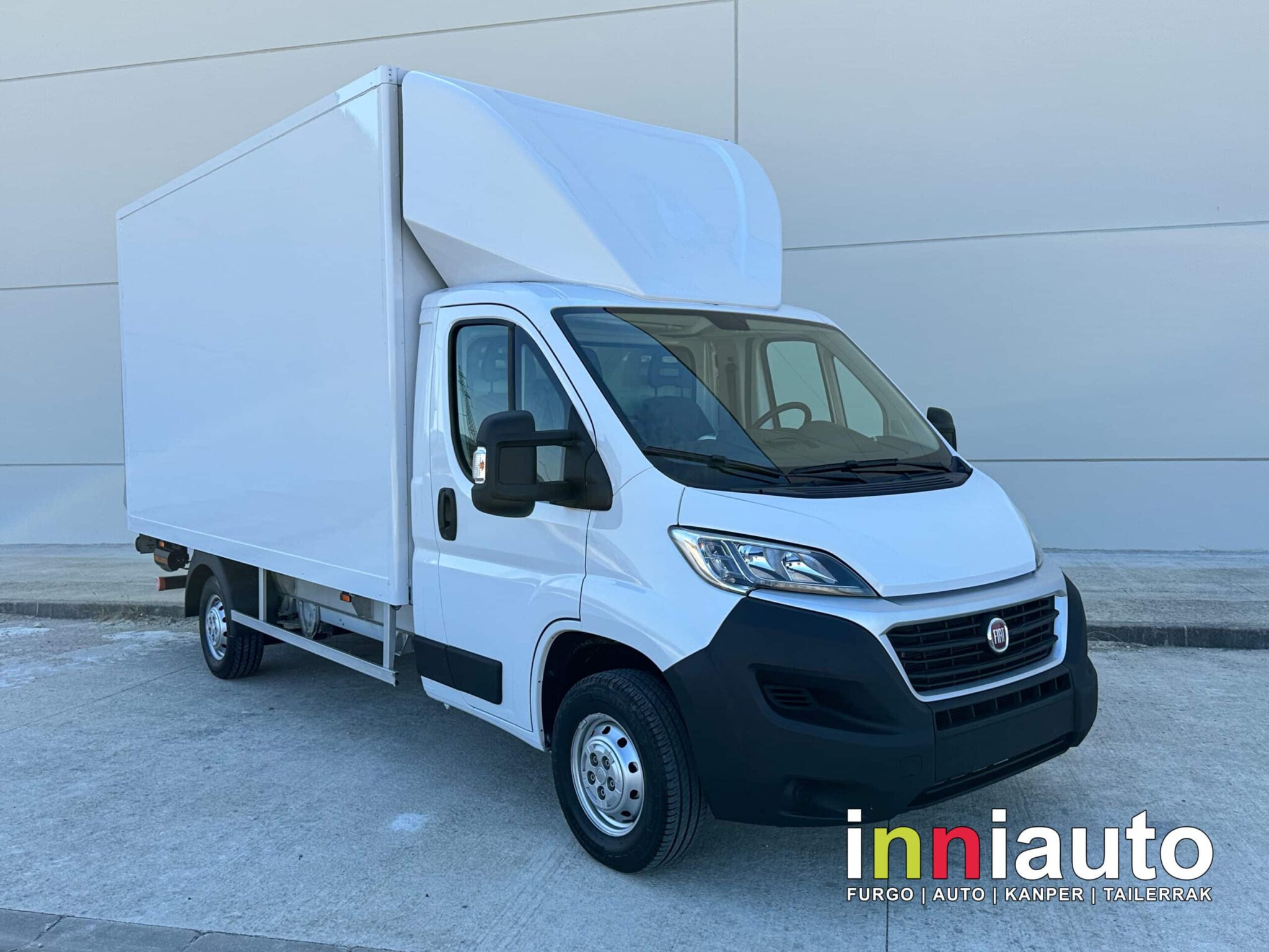 VOLKSWAGEN Crafter L3H2 FG30 2.0TDI 140cv + NAVI