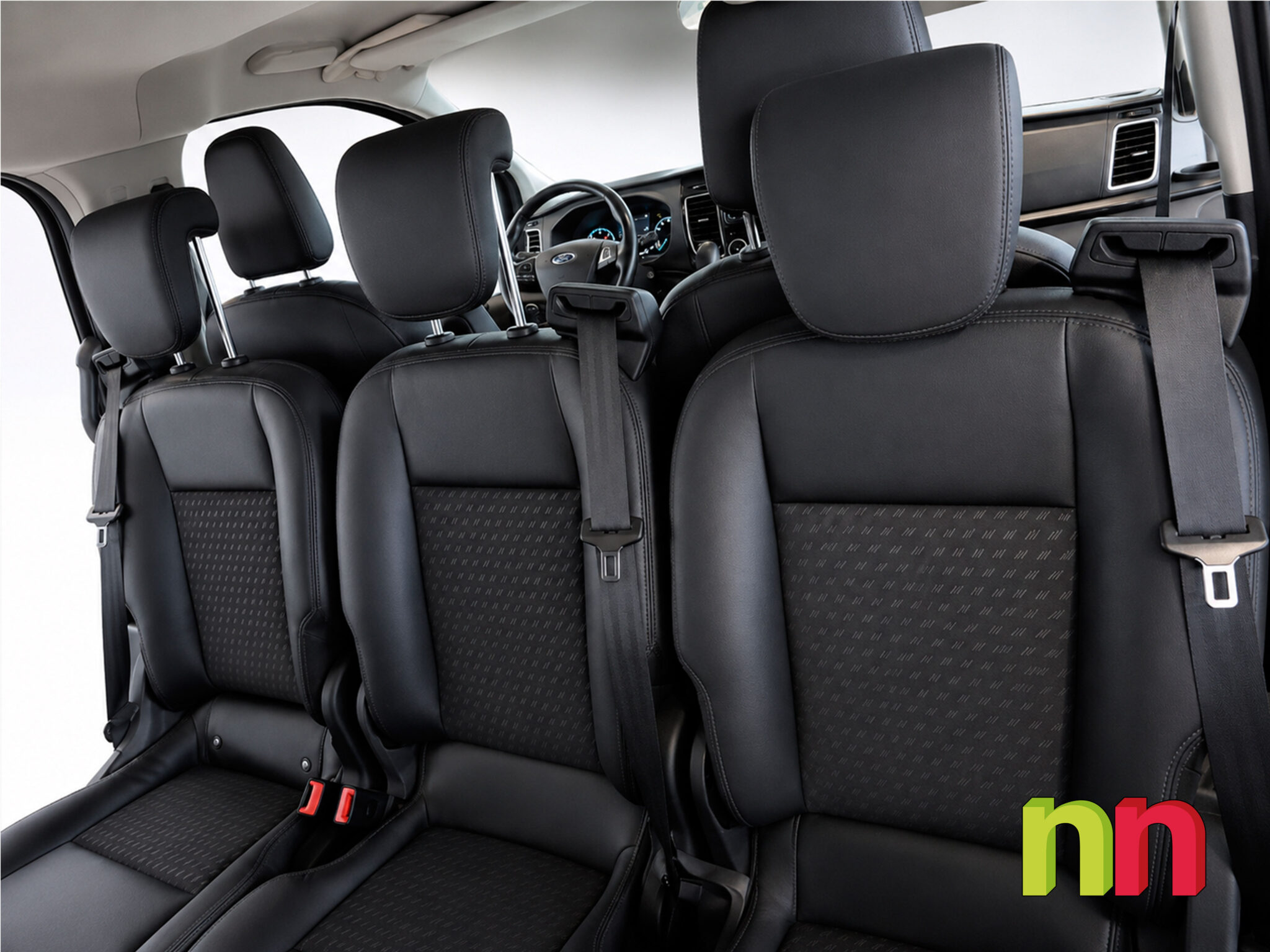 FORD TRANSIT Custom Combi 8 L1H1 TOURNEO AUTO 2.0ECOBLUE 170CV + NAVI + DOBLE PUERTA LATERAL