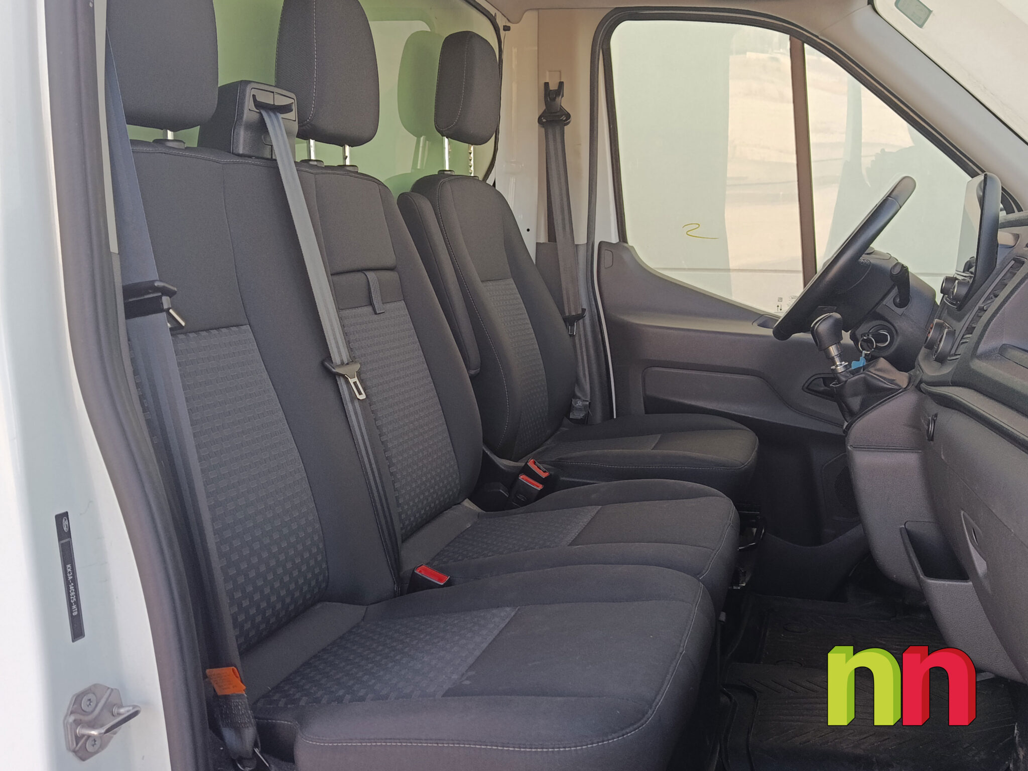 FORD Transit Carrozada sin plataforma P350 2.0 EcoBlue 130cv + DOBLE RUEDA TRASERA