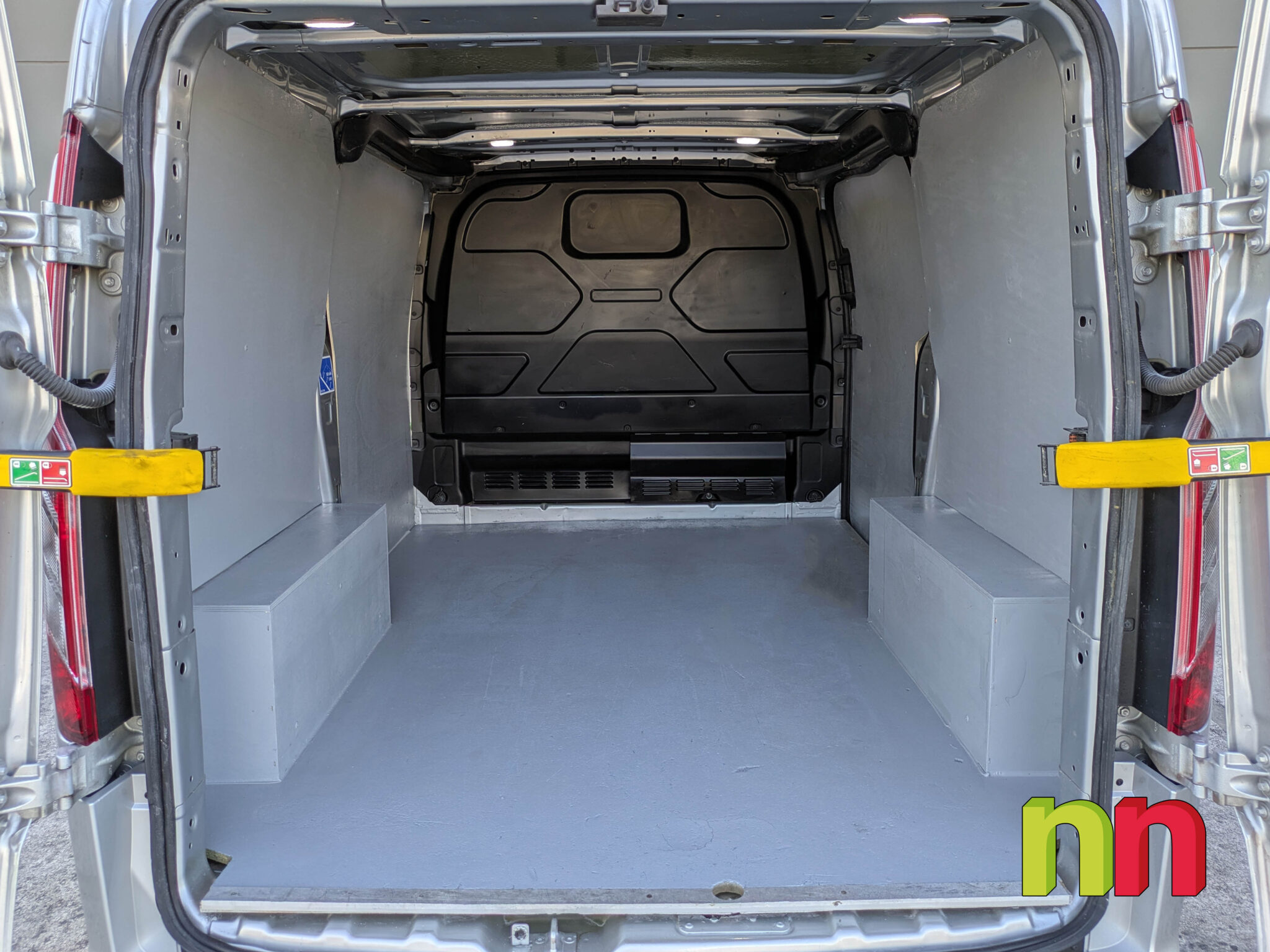 FORD Transit Custom L1H1 AUTO FG30 2.0EcoBlue130cv + NAVI