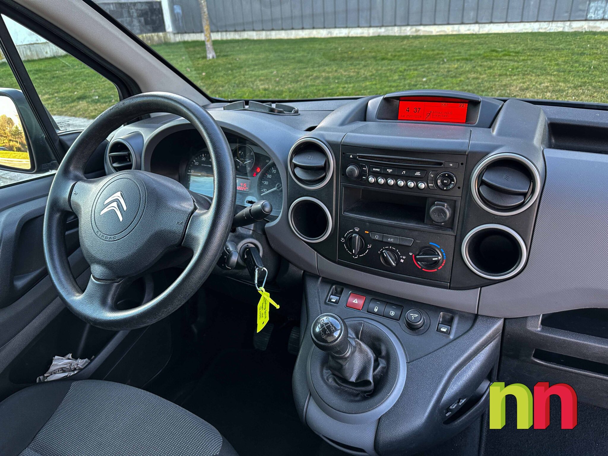 CITROEN Berlingo Talla M 3 Plazas 1.6BlueHDI 100cv