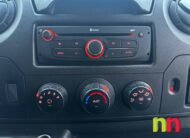 RENAULT Master Carrozada chasis bajo sin plataforma L3 F35 2.3DCI 130cv + NAVI + RAMPA ELÉCTRICA ELEVADORA