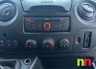 RENAULT Master Carrozada chasis bajo sin plataforma L3 F35 2.3DCI 130cv + NAVI + RAMPA ELÉCTRICA ELEVADORA
