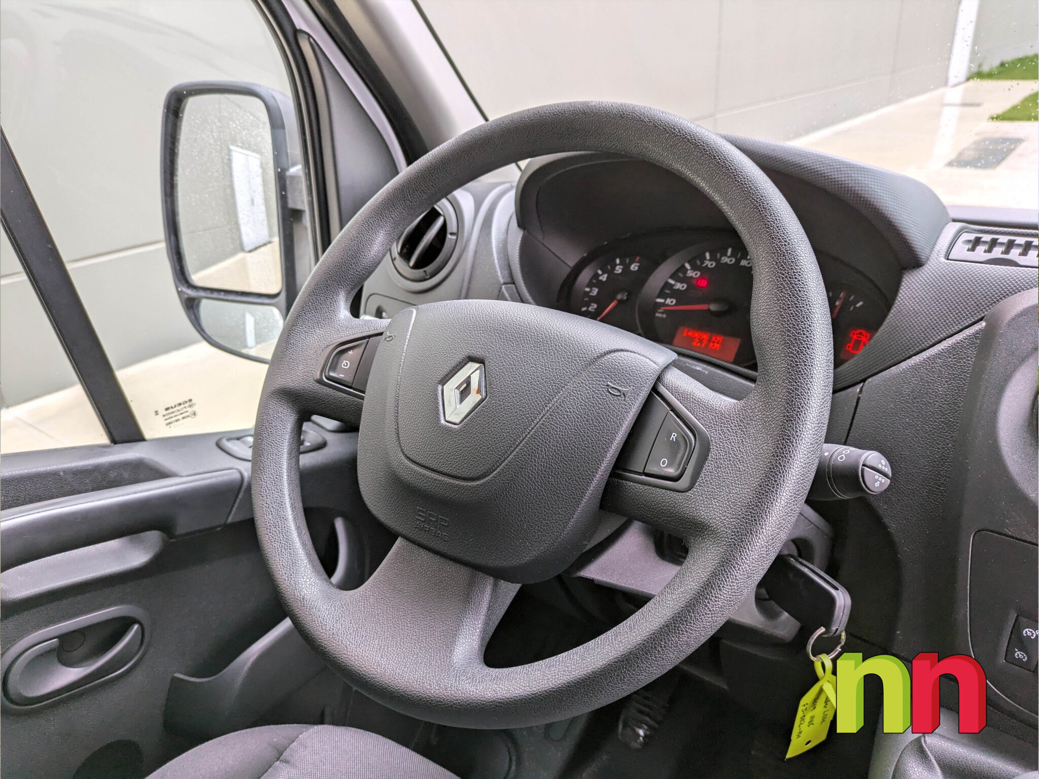 RENAULT MASTER CARROZADA CON PLATAFORMA FRAX FRIGORÍFICO+CONGELADOR -20 GRADOS – L3  RJ3500 2.3dCi 130cv + Cable enchufable para carga externa + DOBLE RUEDA TRASERA