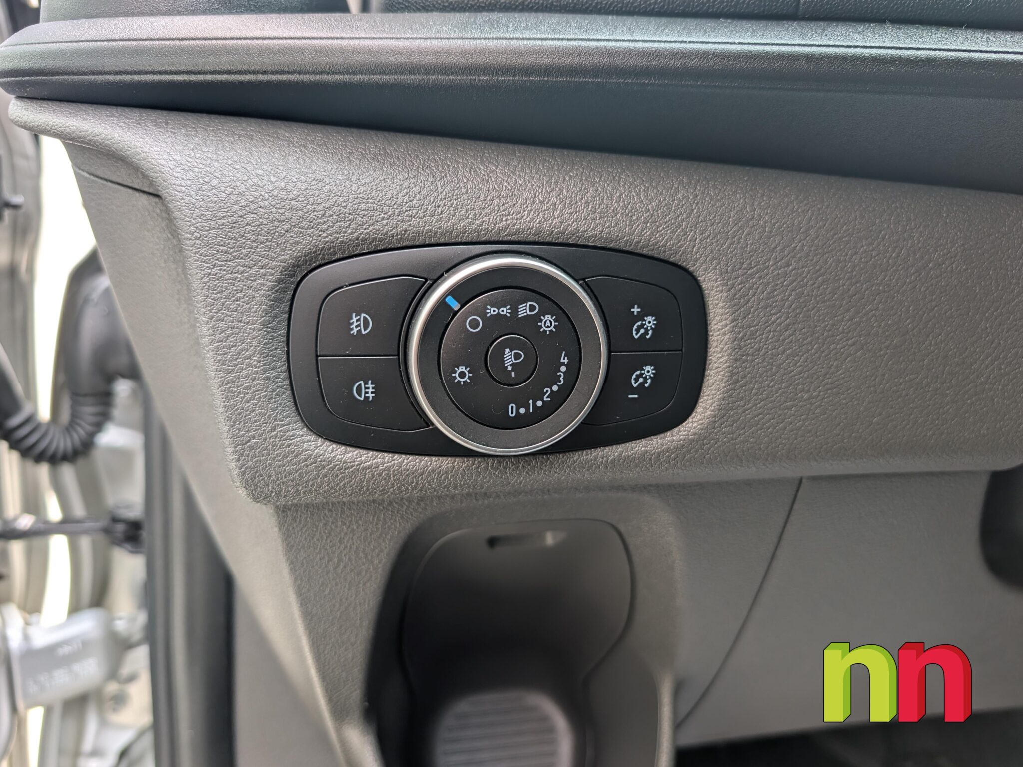 FORD Transit Custom L1H1 AUTO FG30 2.0EcoBlue130cv + NAVI