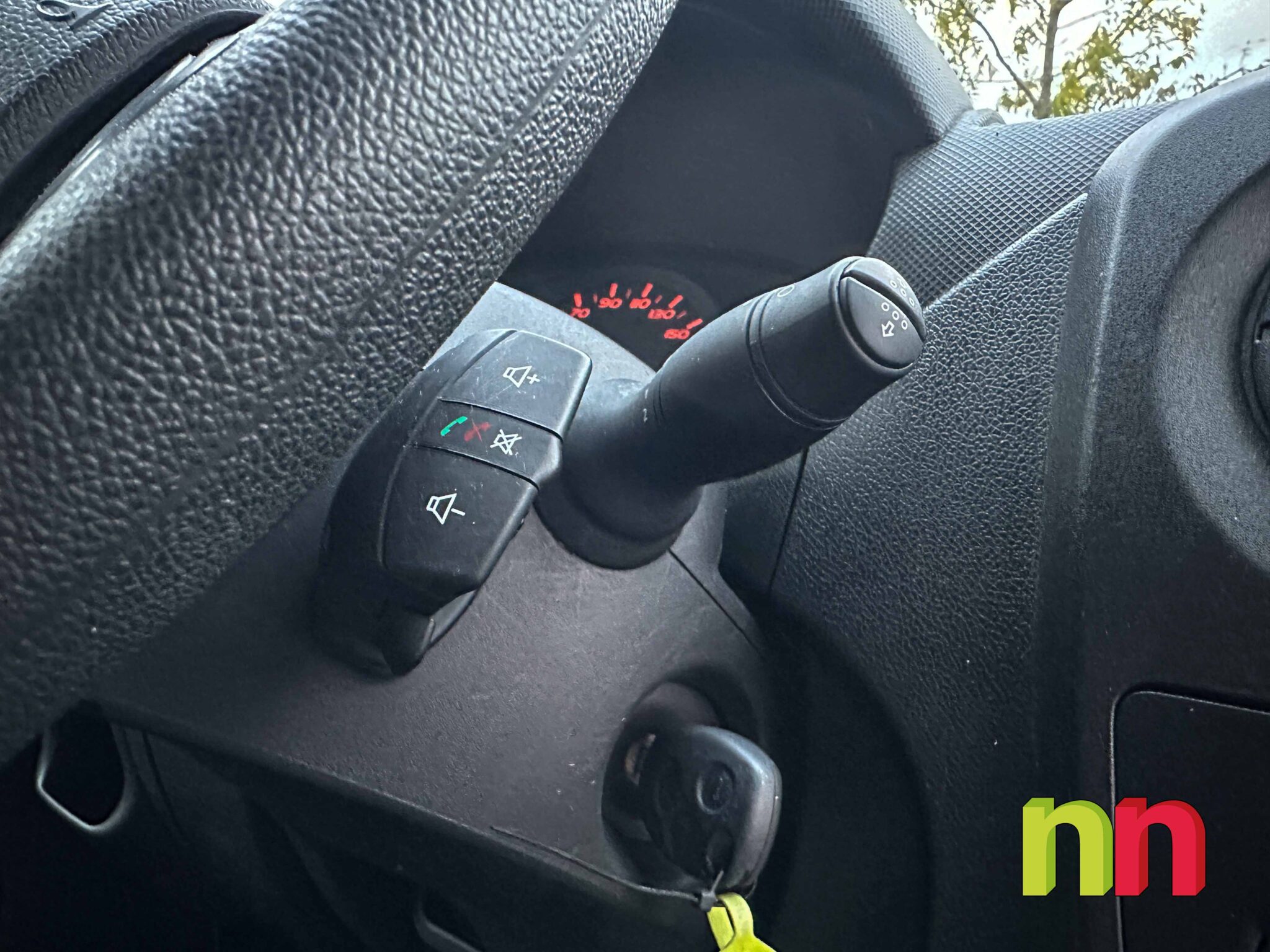 RENAULT Master Carrozada chasis bajo sin plataforma L3 F35 2.3DCI 130cv + NAVI + RAMPA ELÉCTRICA ELEVADORA