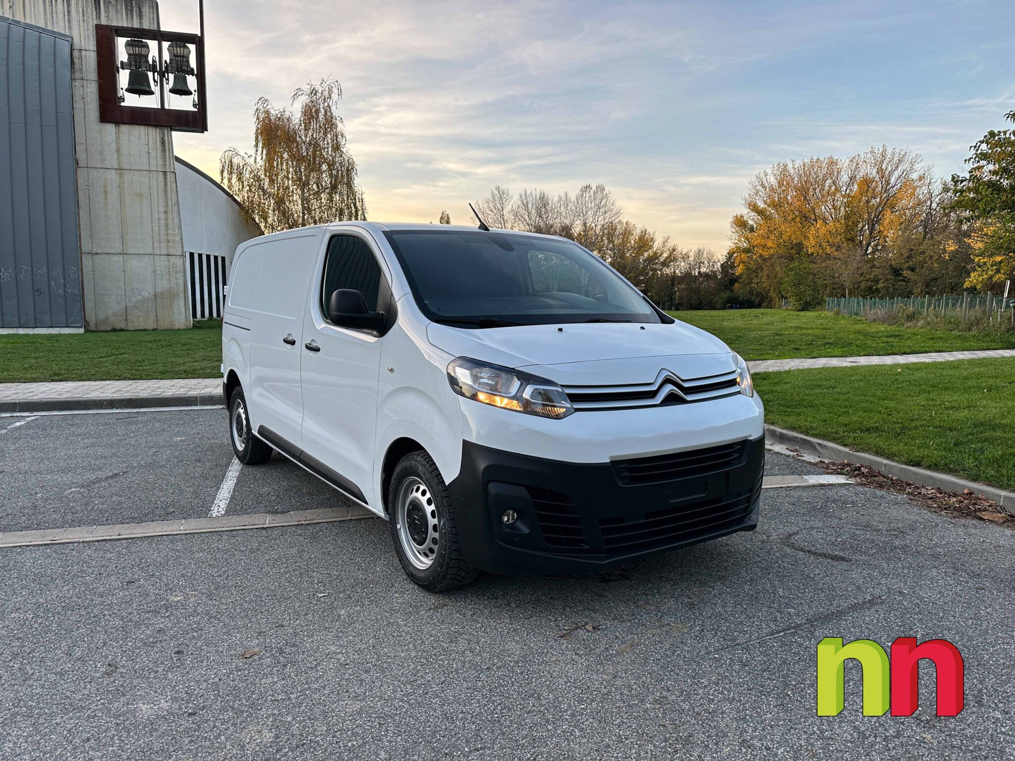 CITROEN Jumpy 3 Talla M AUTO 2.0BlueHDI 120cv + NAVI