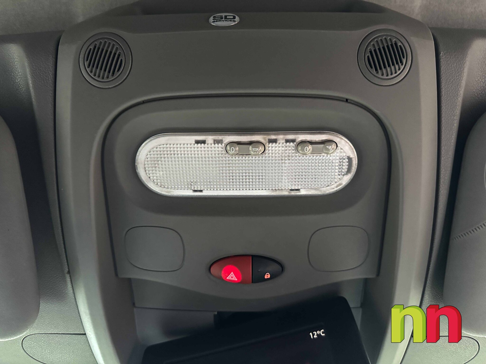 RENAULT Master Carrozada chasis bajo sin plataforma L3 F35 2.3DCI 130cv + NAVI + RAMPA ELÉCTRICA ELEVADORA