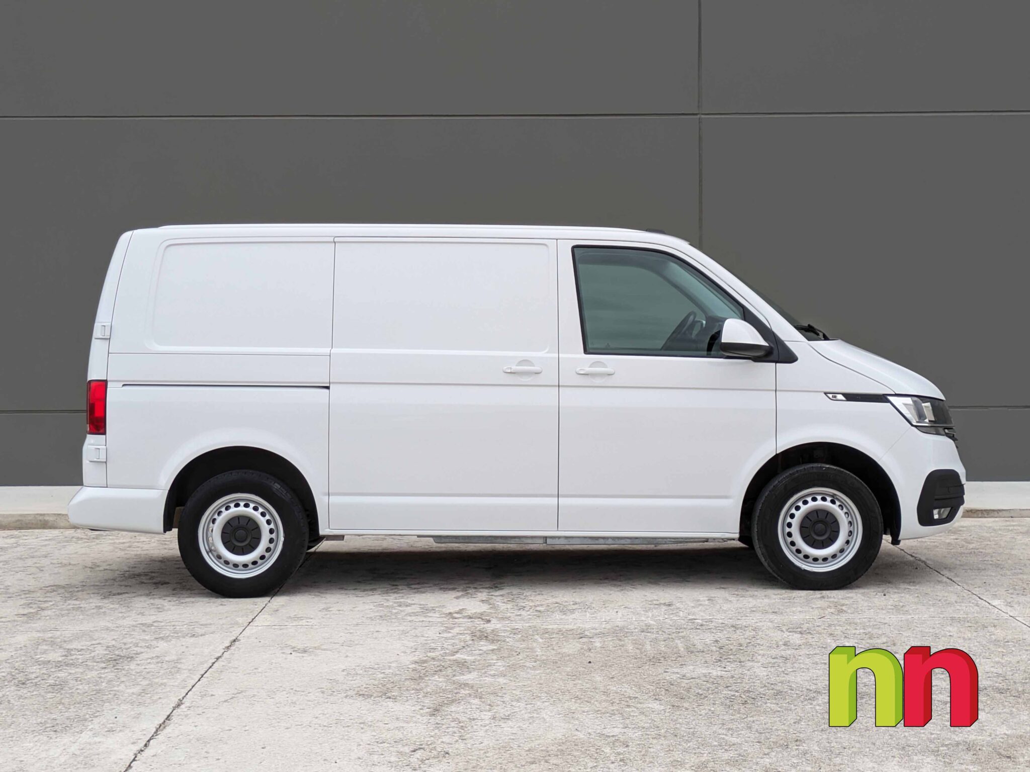 Volkswagen Transporter L1H1 DSG AUTO FG 2.0TDi 150cv + NAVI