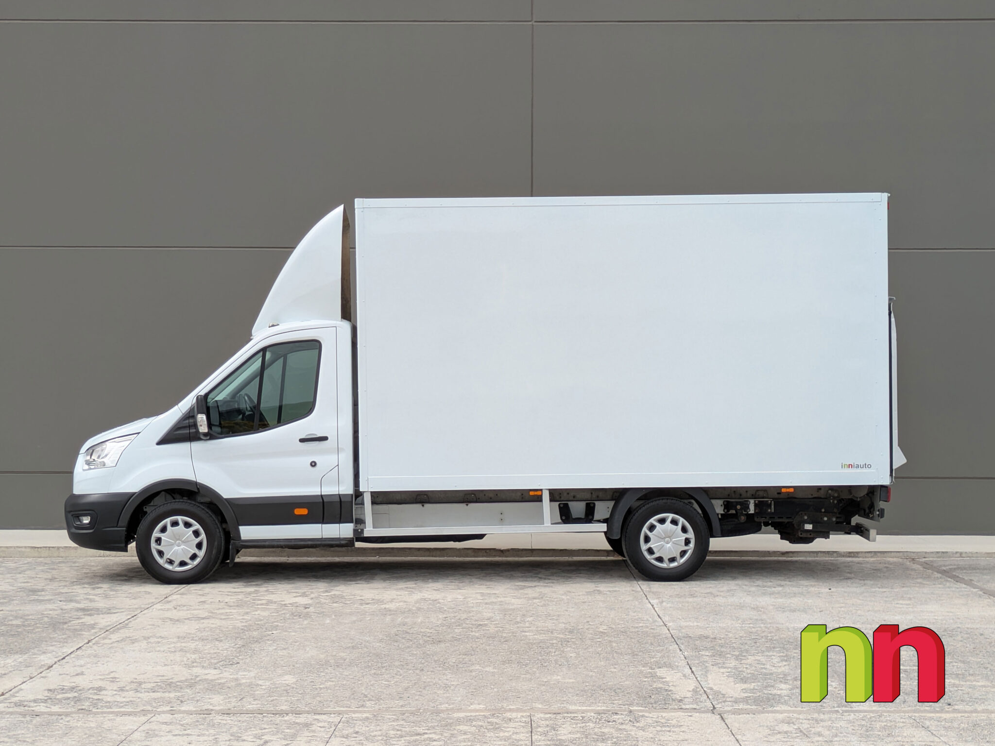 FORD Transit Carrozada con plataforma T350 L5 2.0 EcoBlue 170cv + NAVI