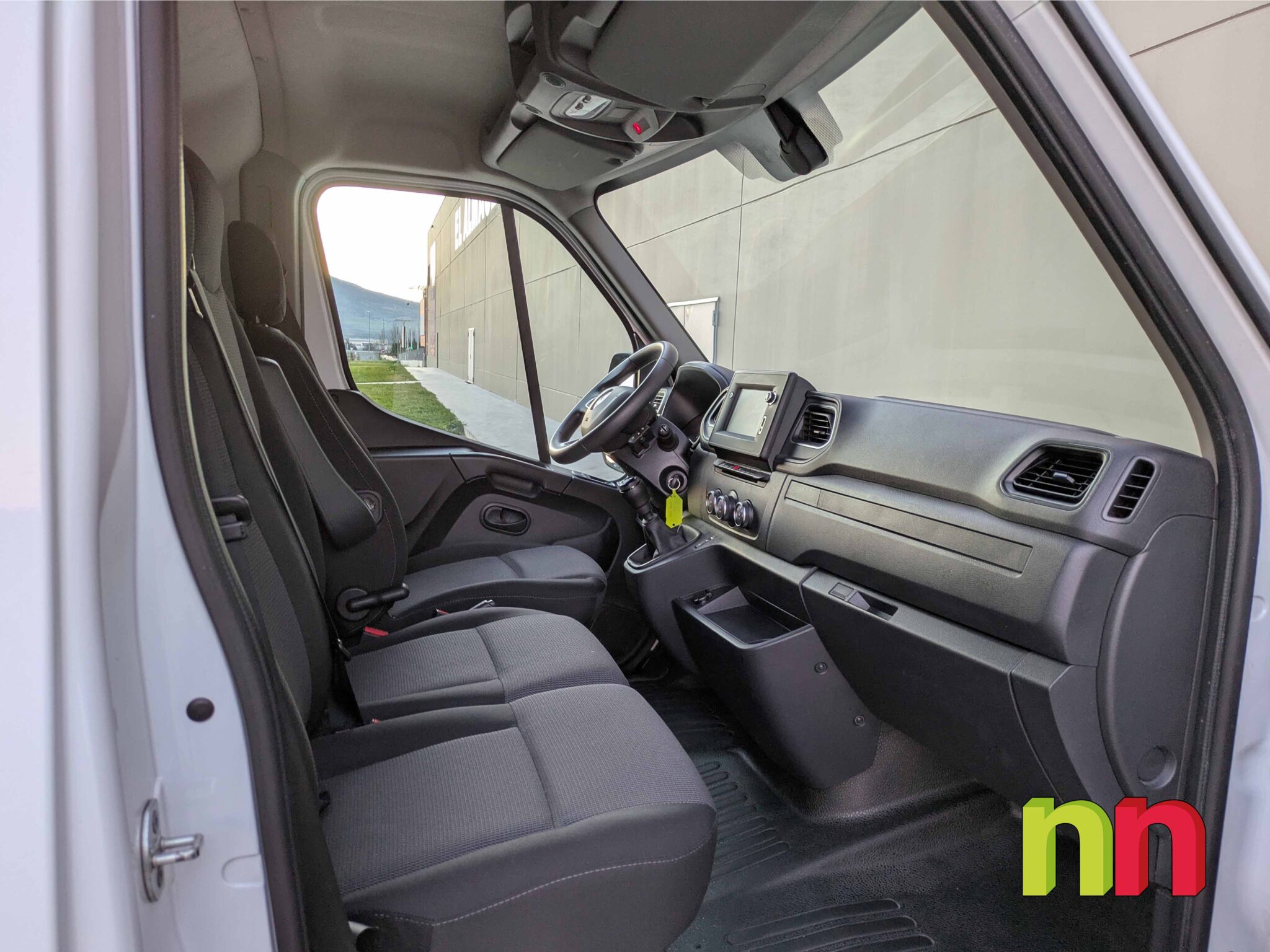 RENAULT Master L2H2 FG35 2.3DCI 135cv + NAVI