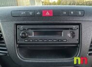 IVECO Daily carrozada con plataforma 3.0TD 145cv 20m3 + puerta lateral