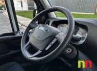 IVECO Daily carrozada con plataforma 3.0TD 145cv 20m3 + puerta lateral
