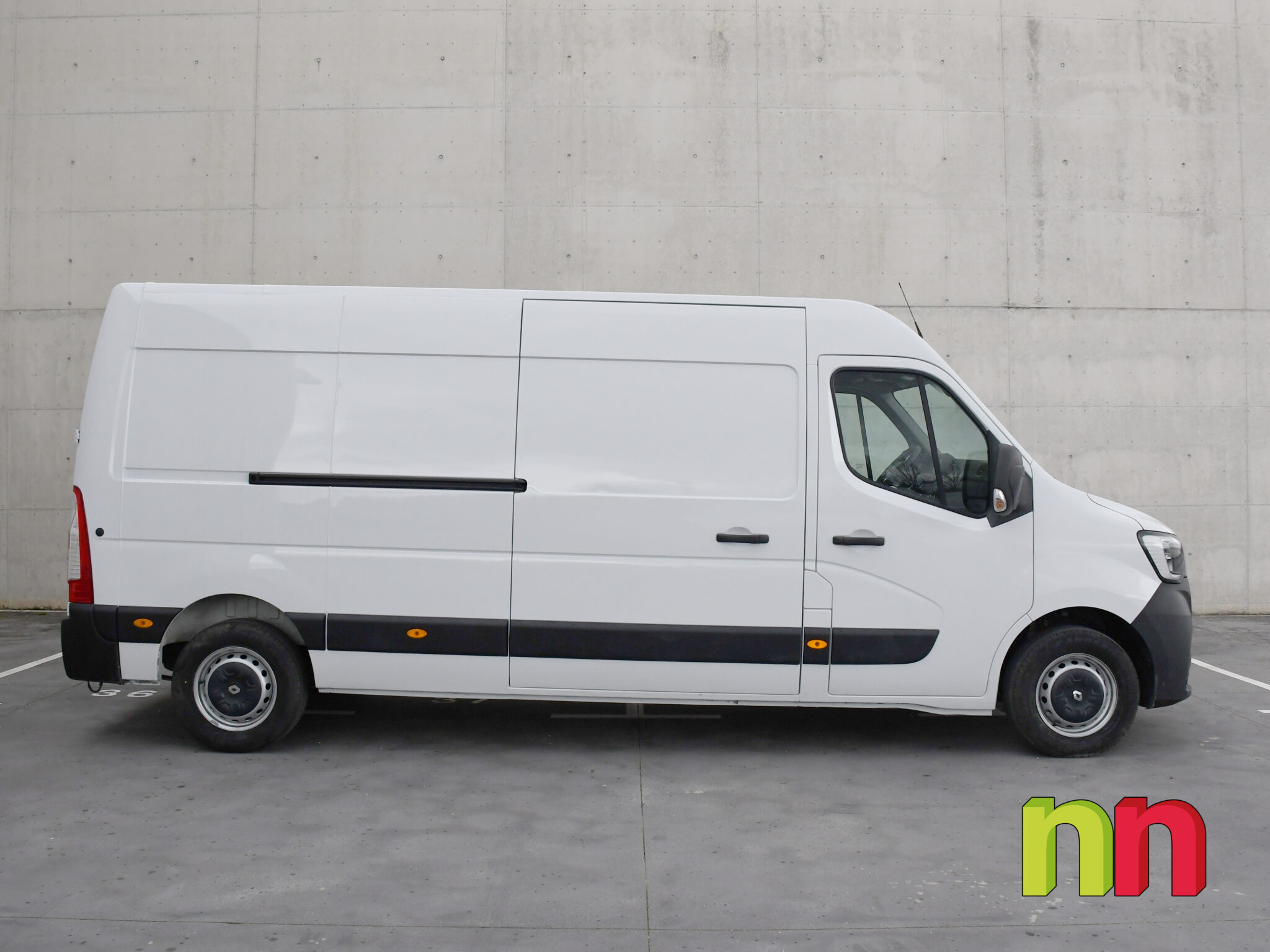 RENAULT Master L3H2 FG35 2.3DCI 135cv + NAVI