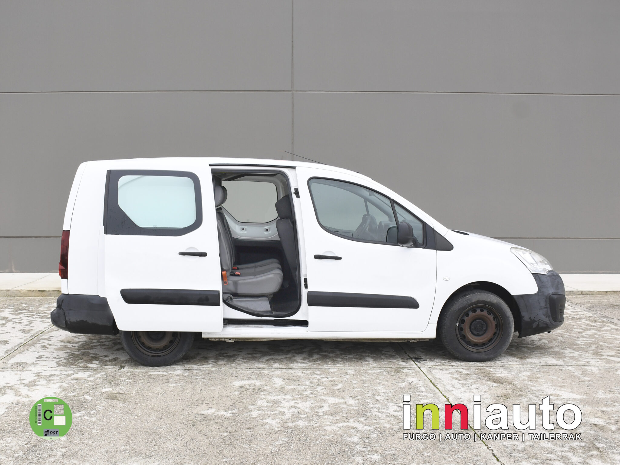 PEUGEOT Partner Combi 5 Long 1.6BlueHDI 100cv + ASIENTOS ABATIBLES