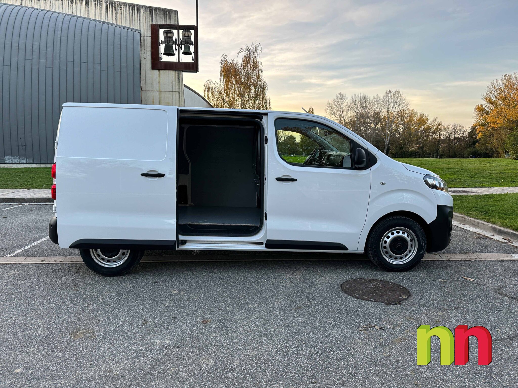 CITROEN Jumpy 3 Talla M 2.0BlueHDI 120cv + NAVY
