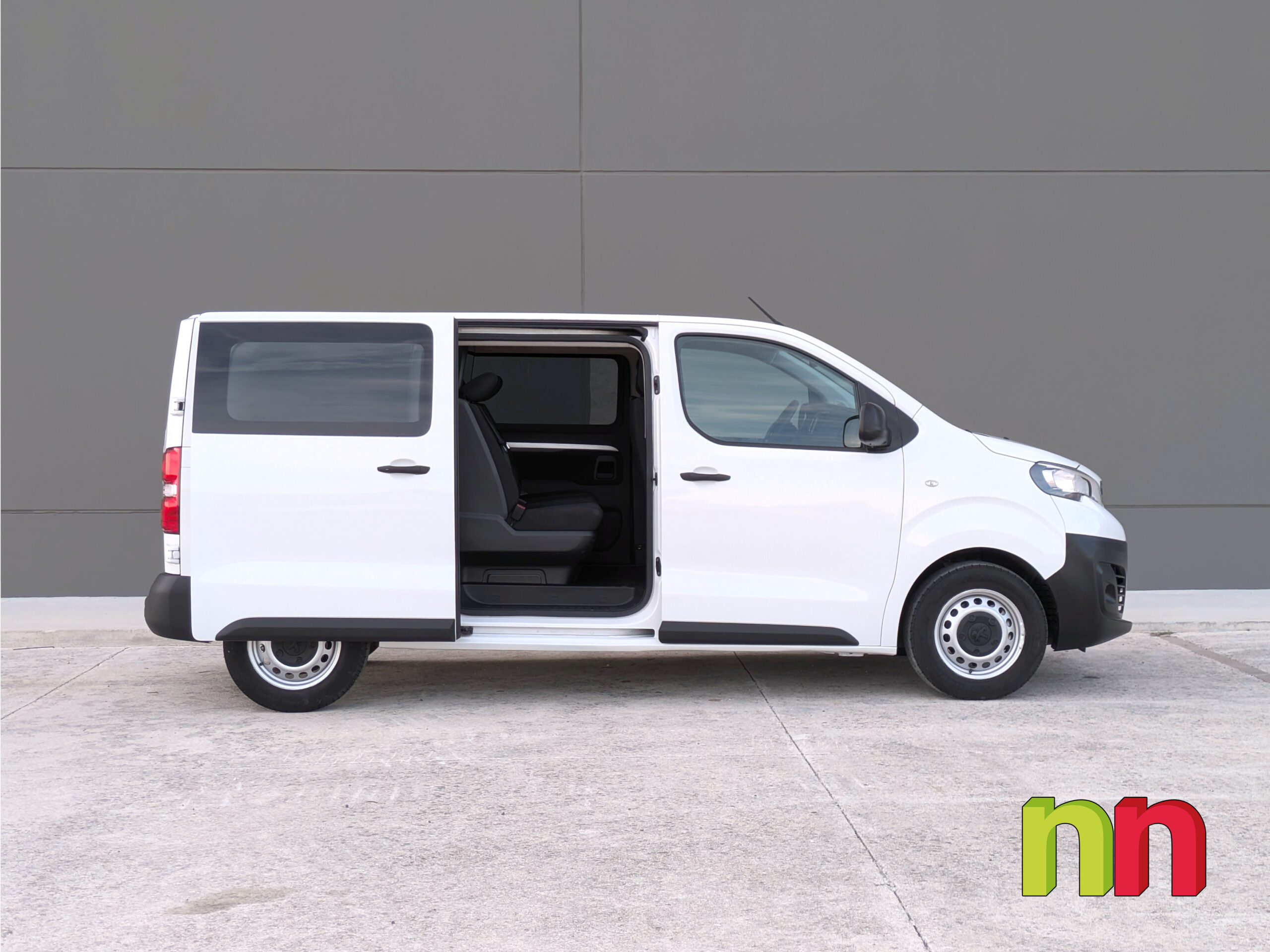 PEUGEOT STD Combi 6 2.0 BlueHDi 120cv + NAVI