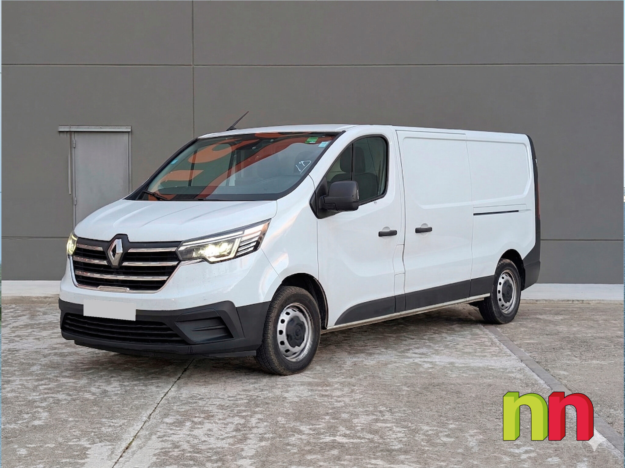 RENAULT Trafic L2H1 FG 30 2.0Blue dCi 130cv + NAVI + DOBLE PUERTA LATERAL