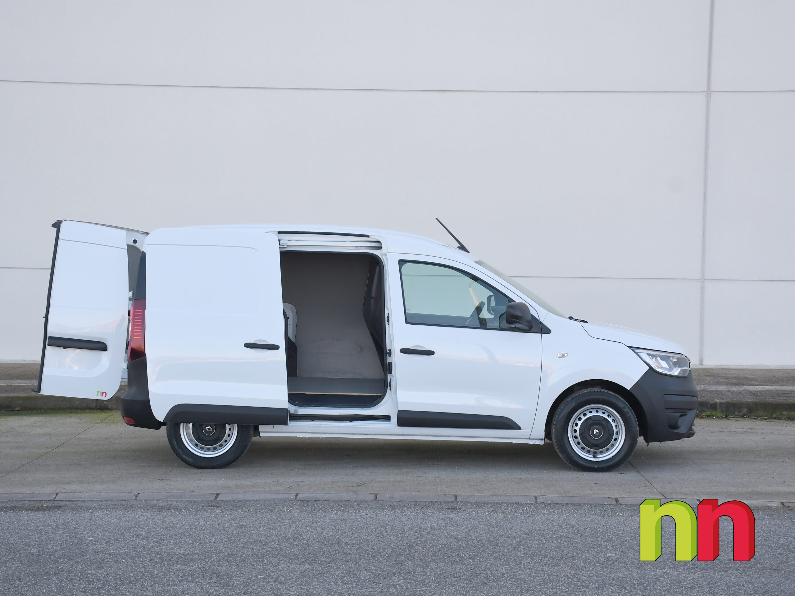 RENAULT Kangoo III Grand Confort 1.5 DCI 115CV 3 Asientos delanteros