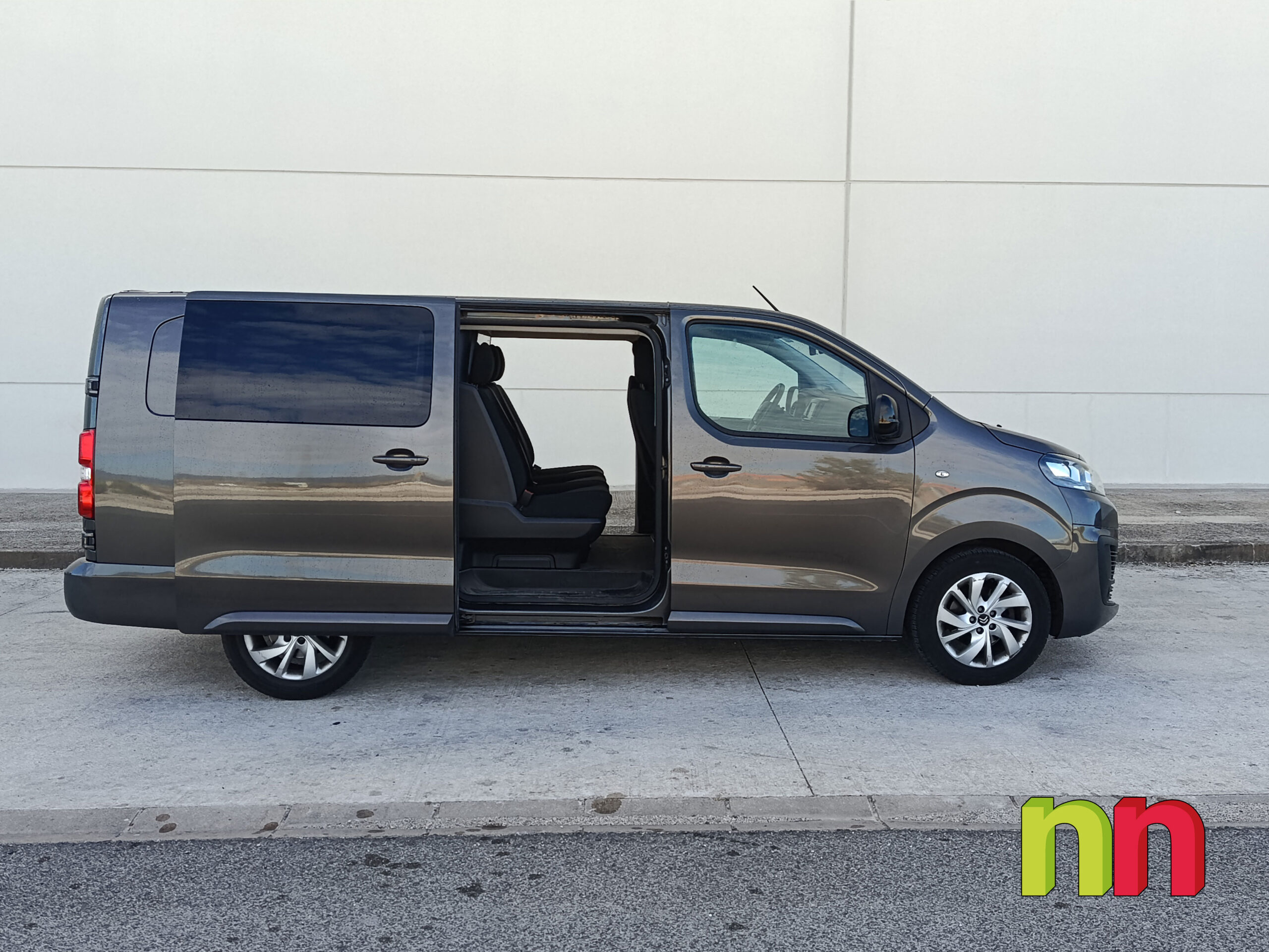 CITROEN Jumpy 3 Combi 5 Talla XL AUTO 2.0BlueHDI 180cv + NAVI + DOBLE PUERTA LATERAL