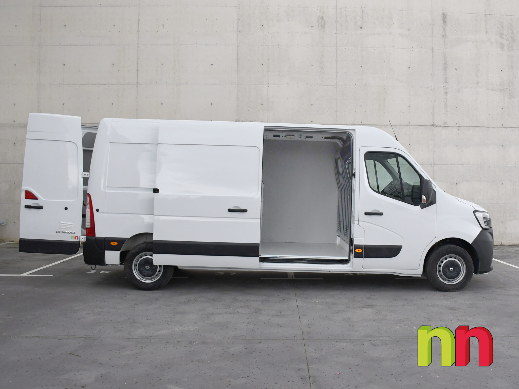 RENAULT Master L3H2 FG35 2.3DCI 135cv + NAVI