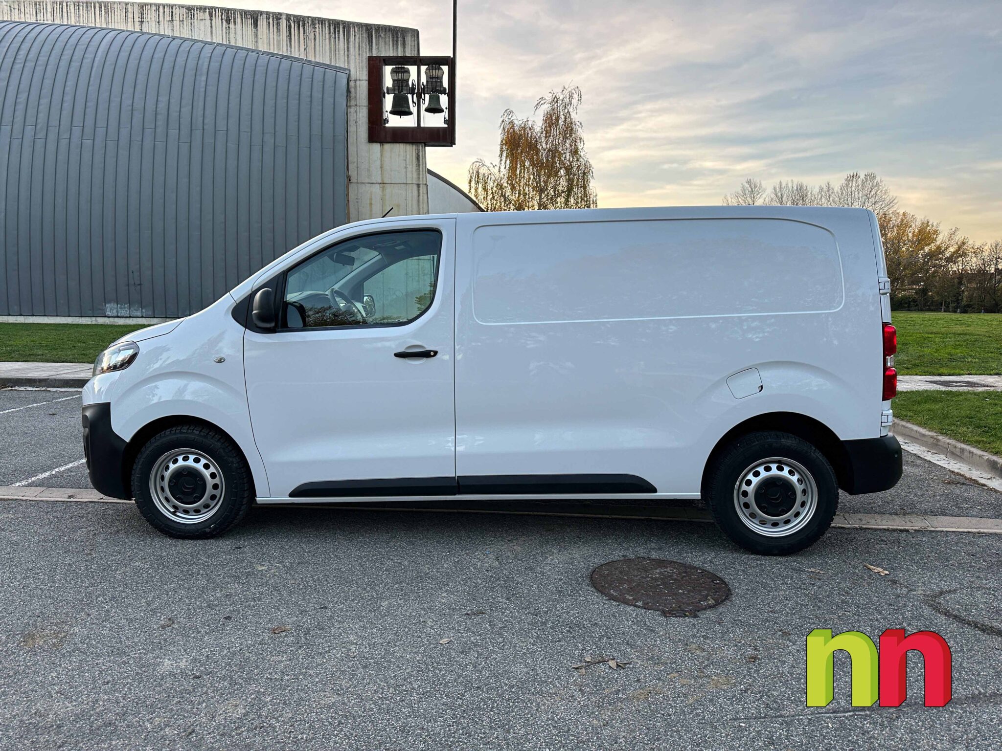 CITROEN Jumpy 3 Talla M 2.0BlueHDI 120cv + NAVY
