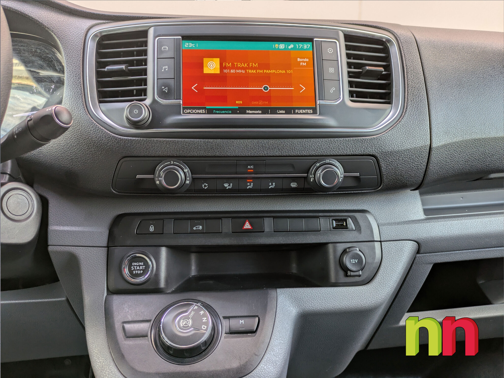 CITROEN Jumpy 3 Combi 5 Talla XL AUTO 2.0BlueHDI 180cv + NAVI + DOBLE PUERTA LATERAL