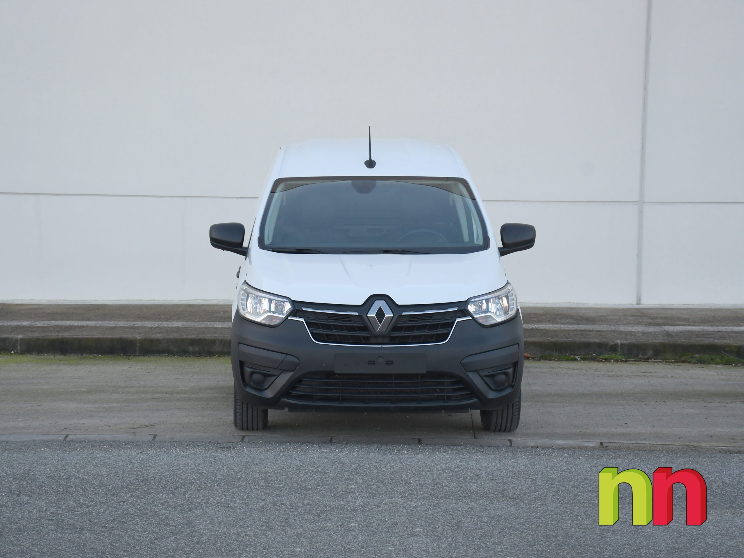 RENAULT Kangoo III Grand Confort 1.5 DCI 115CV 3 Asientos delanteros