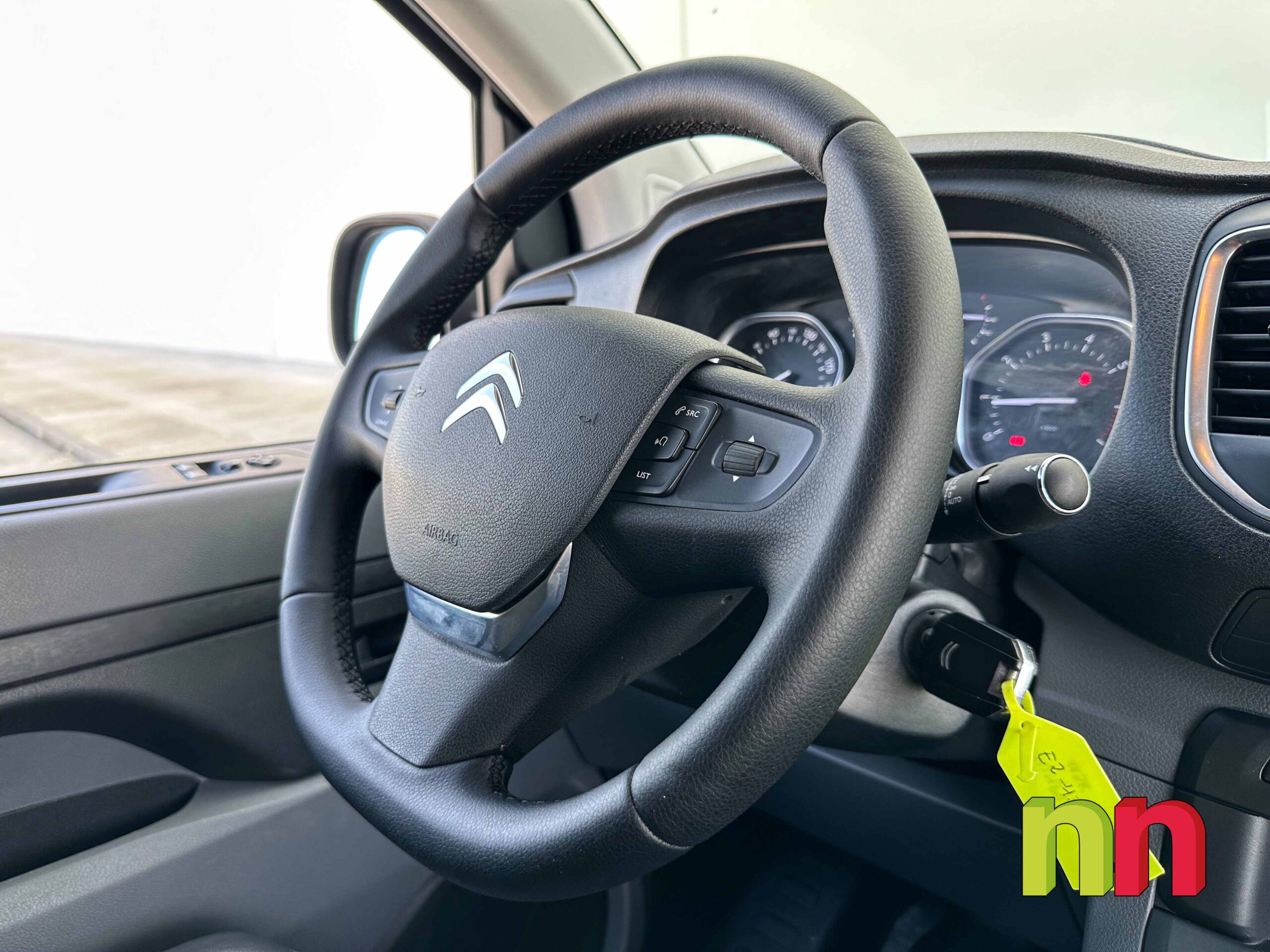CITROEN Jumpy 3 Talla M 2.0BlueHDI 120cv + NAVY