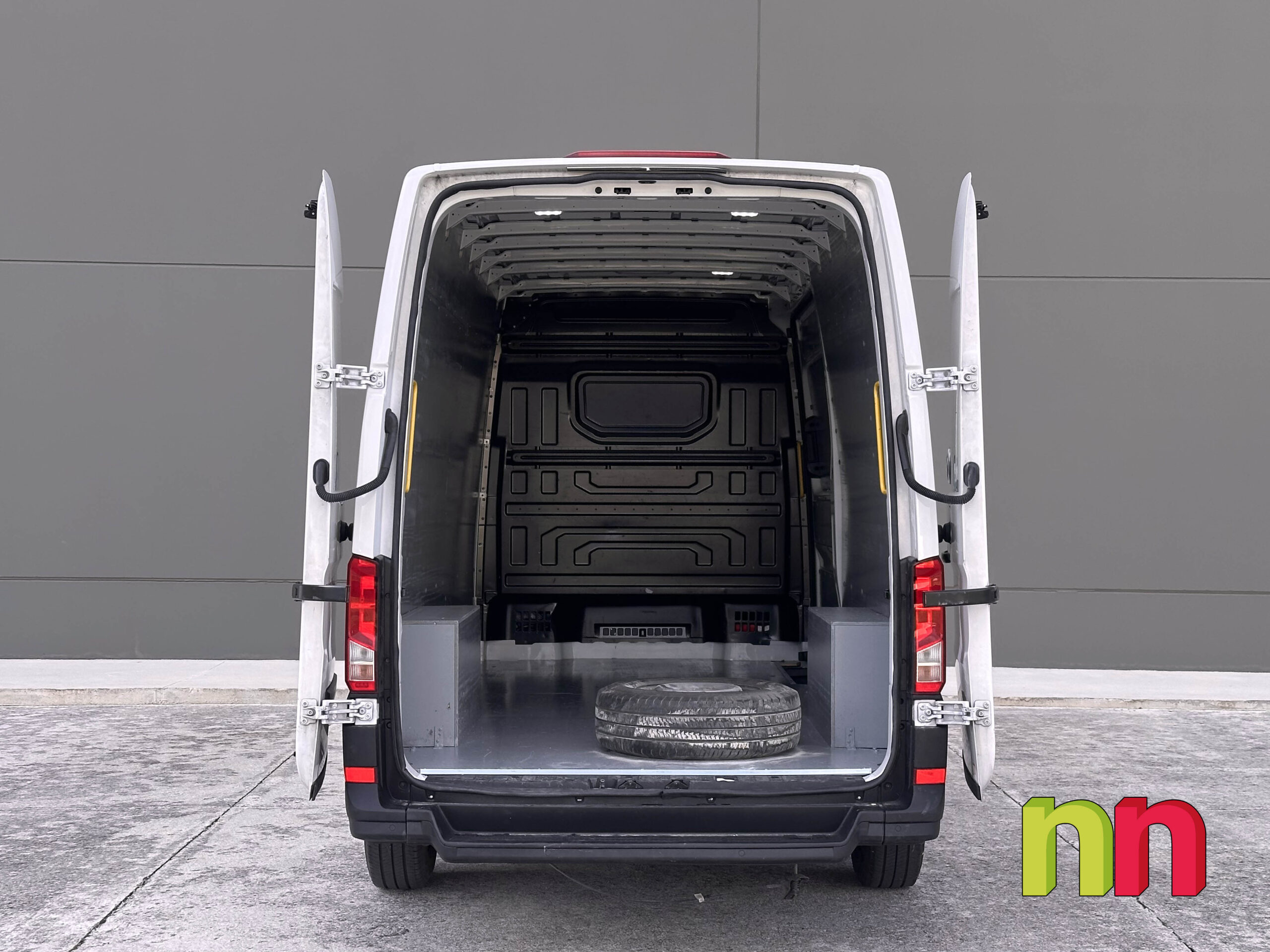 VOLKSWAGEN Crafter L4H2 FG35 AUTO 2.0TDI 140cv + NAVI