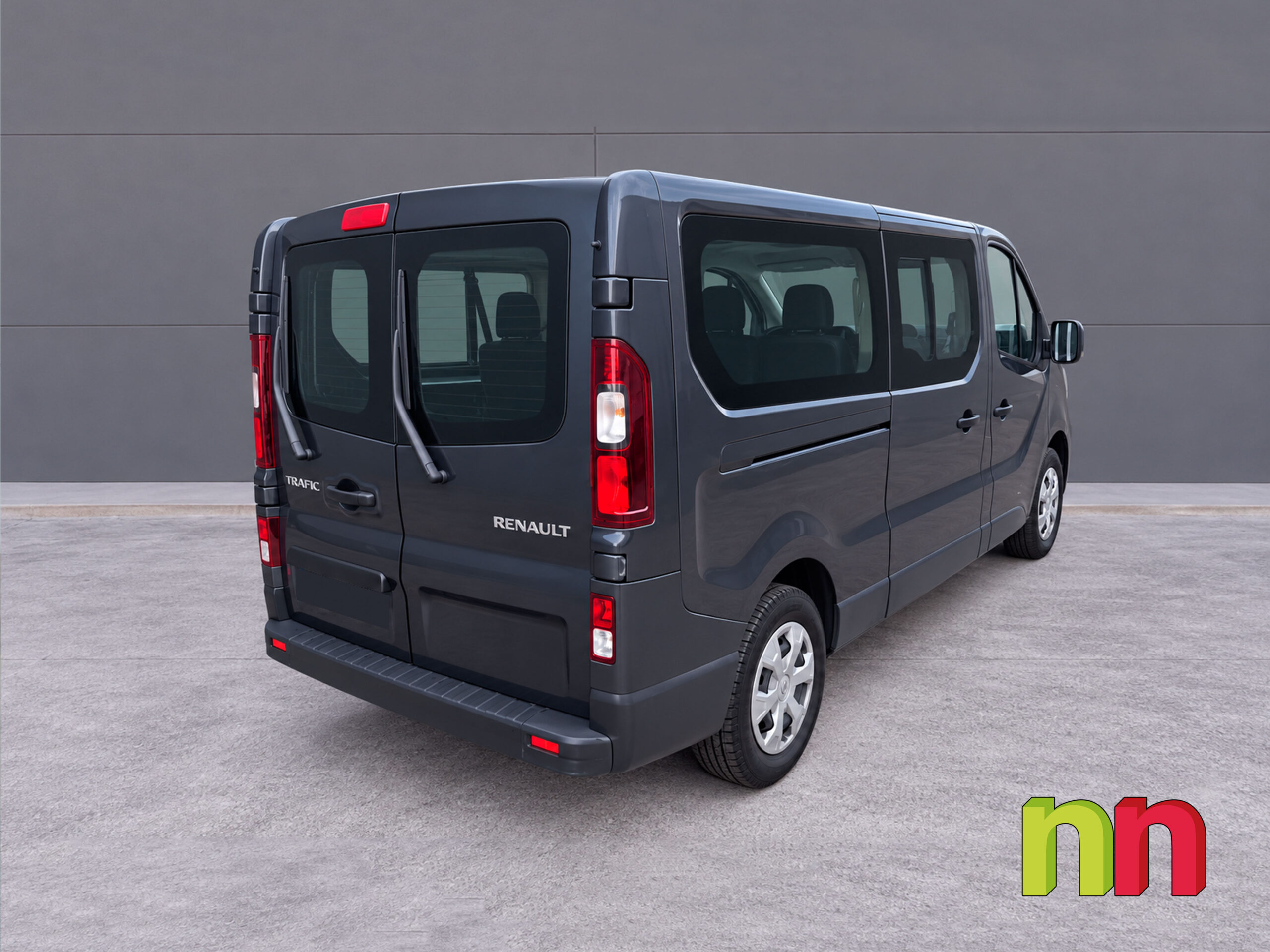 RENAULT Trafic Combi 9 L2H1 2.0DCi 150cv + NAVI