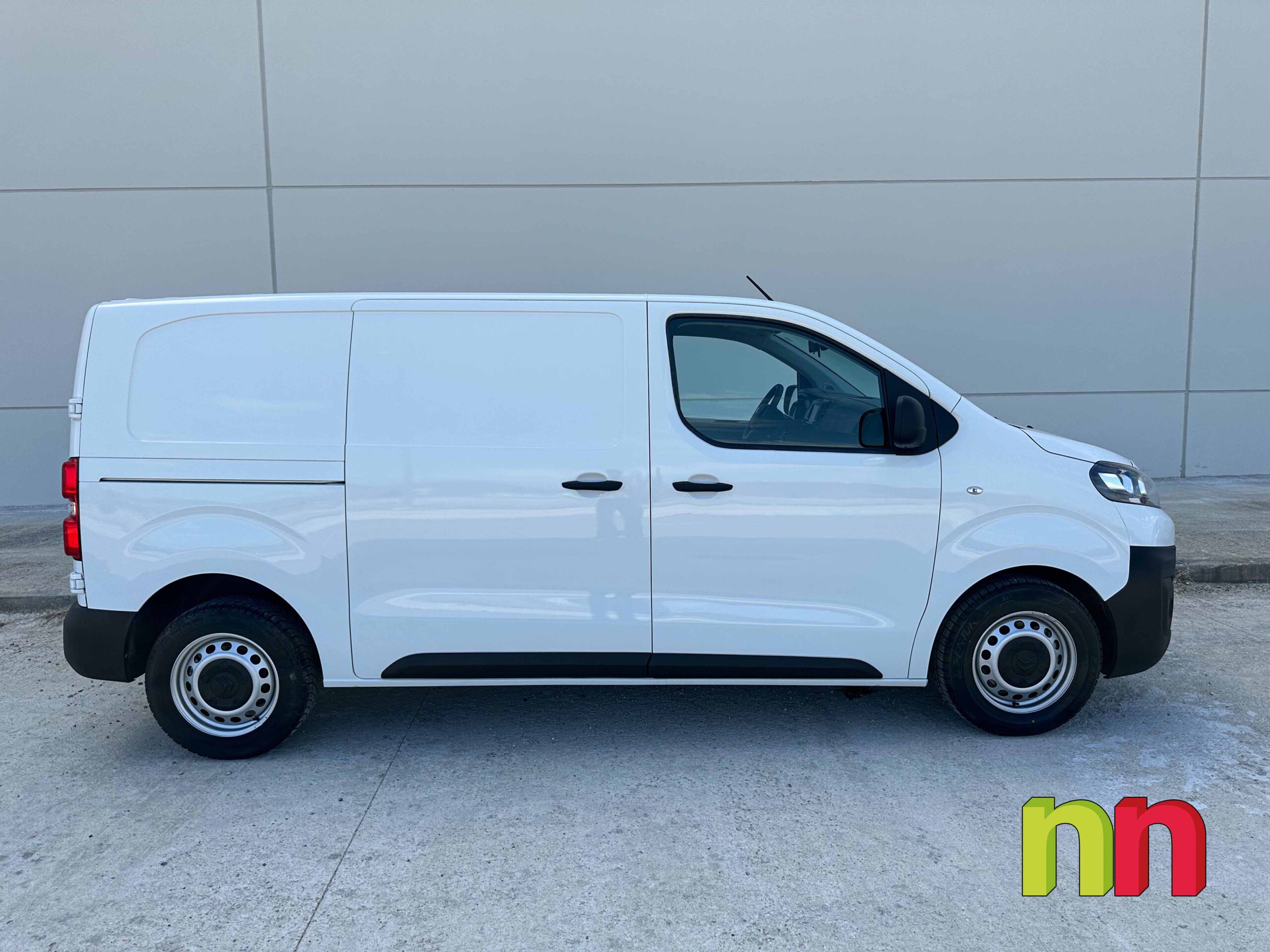 CITROEN Jumpy 3 Talla M 2.0BlueHDI 120cv + NAVY