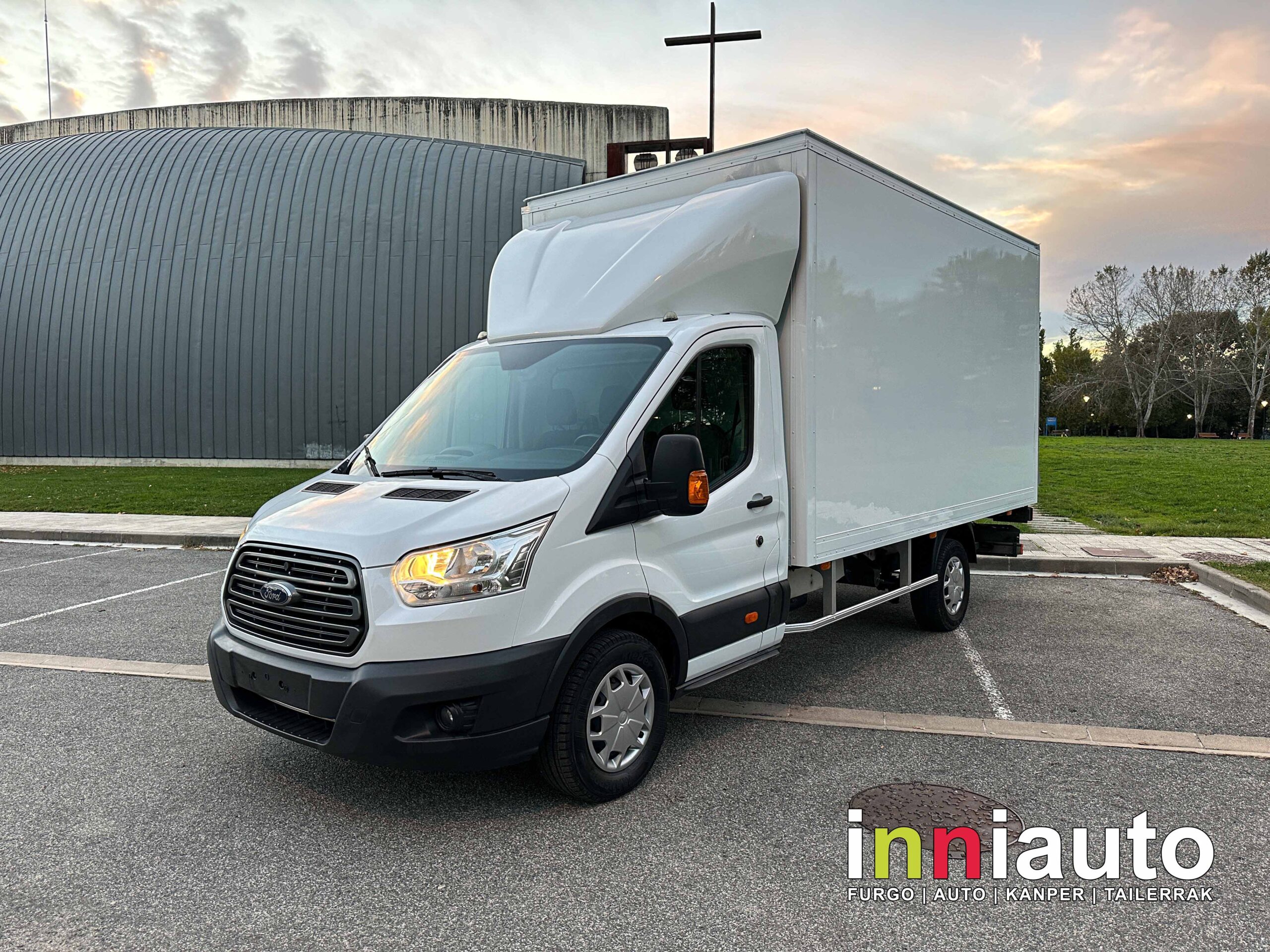 FORD Transit Carrozada con plataforma P350 L4 2.0 EcoBlue 130cv