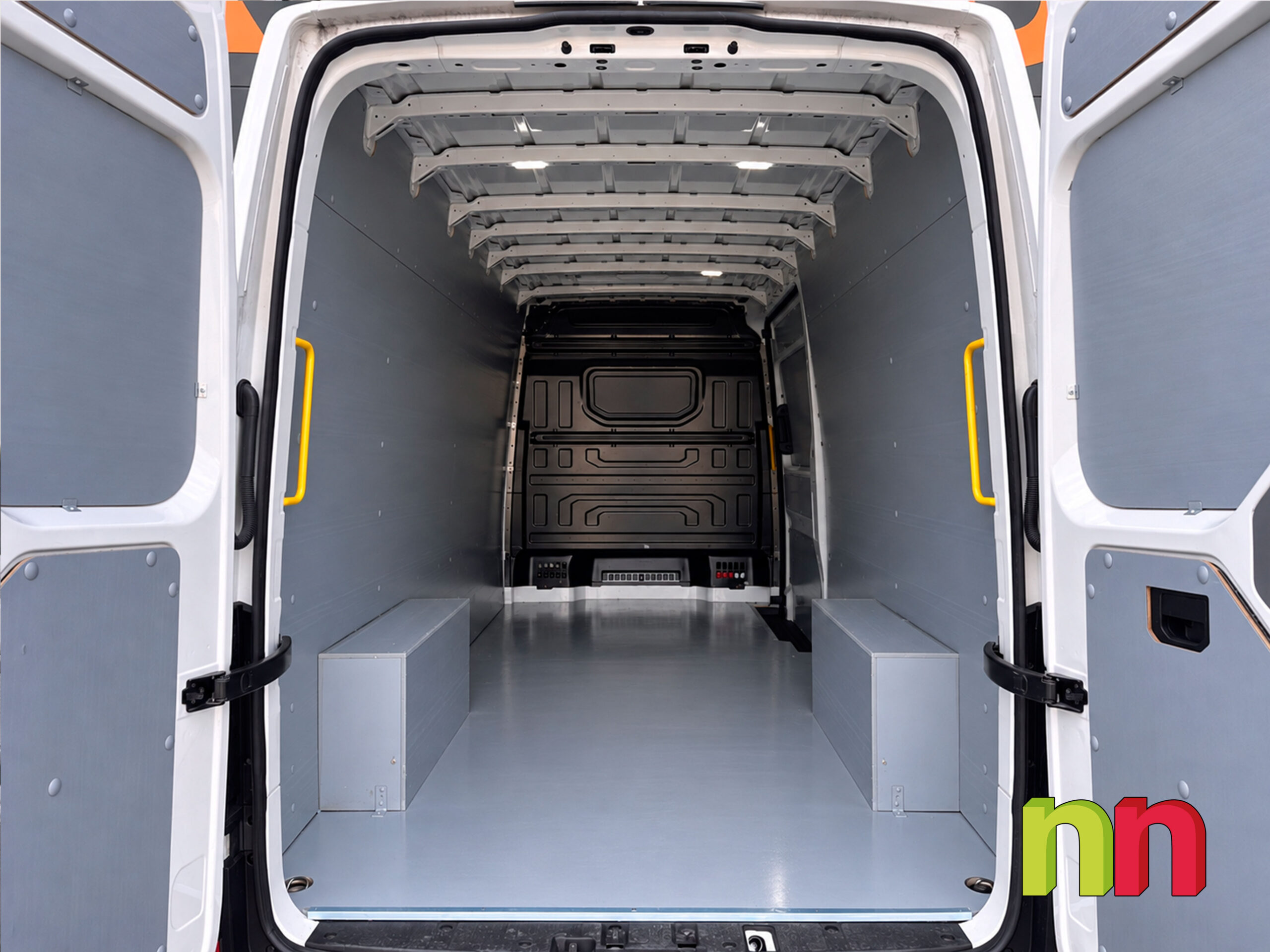 VOLKSWAGEN Crafter L4H2 FG35 AUTO 2.0TDI 140cv + NAVI