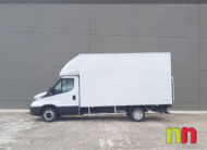 IVECO Daily carrozada con plataforma 3.0TD 160cv 20m3 + puerta lateral + doble rueda
