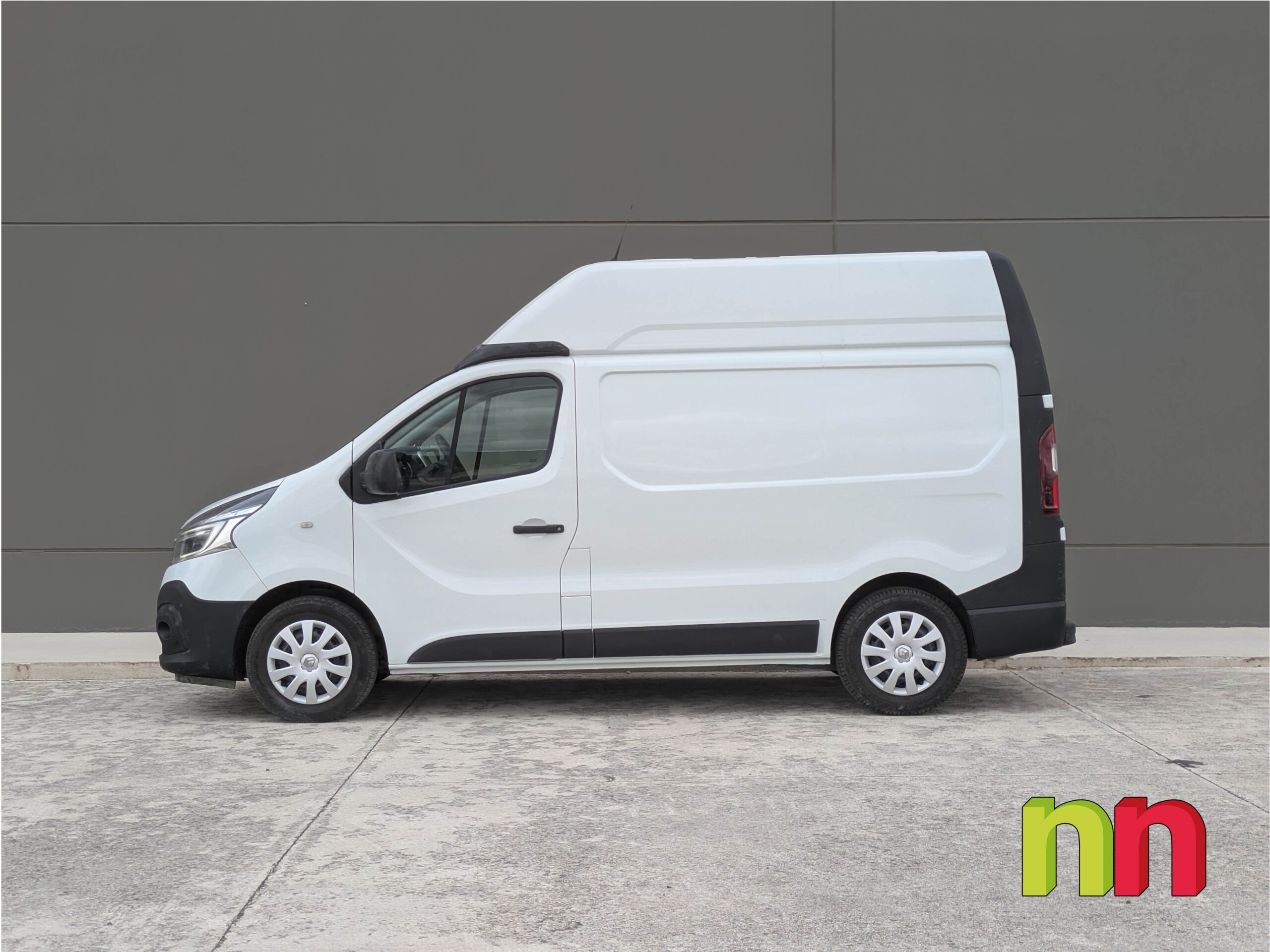 RENAULT Trafic L1H2 2.0DCI 145cv + NAVI