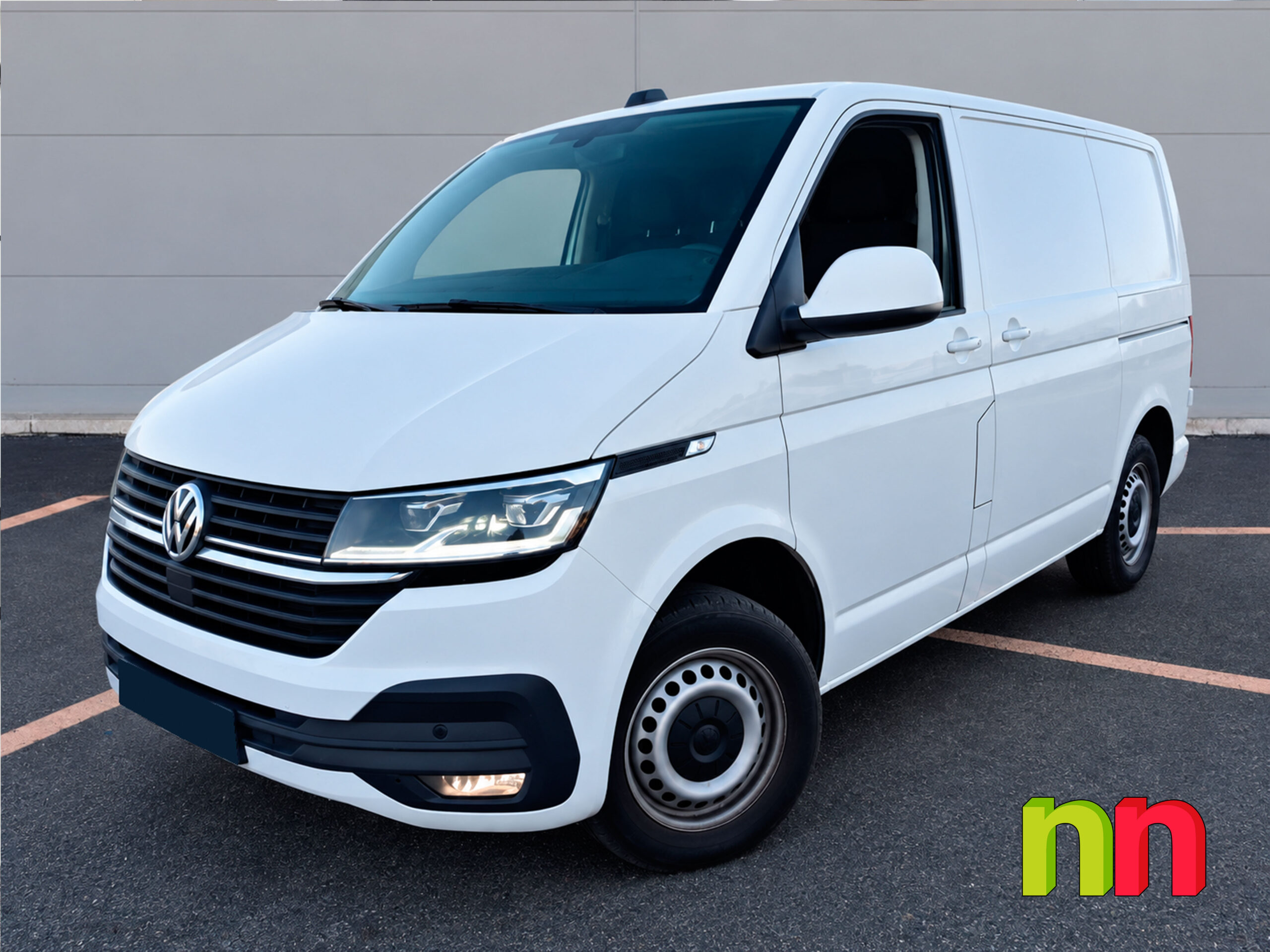 VOLKSWAGEN Transporter L1H1 FG 2.0TDi 150cv + DOBLE PUERTA LAT