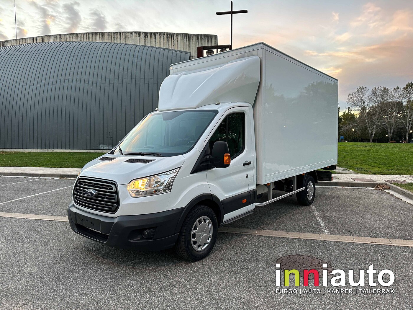 FORD Transit Carrozada con plataforma P350 L4 2.0 EcoBlue 130cv