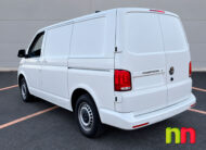 VOLKSWAGEN Transporter L1H1 FG 2.0TDi 150cv + DOBLE PUERTA LAT