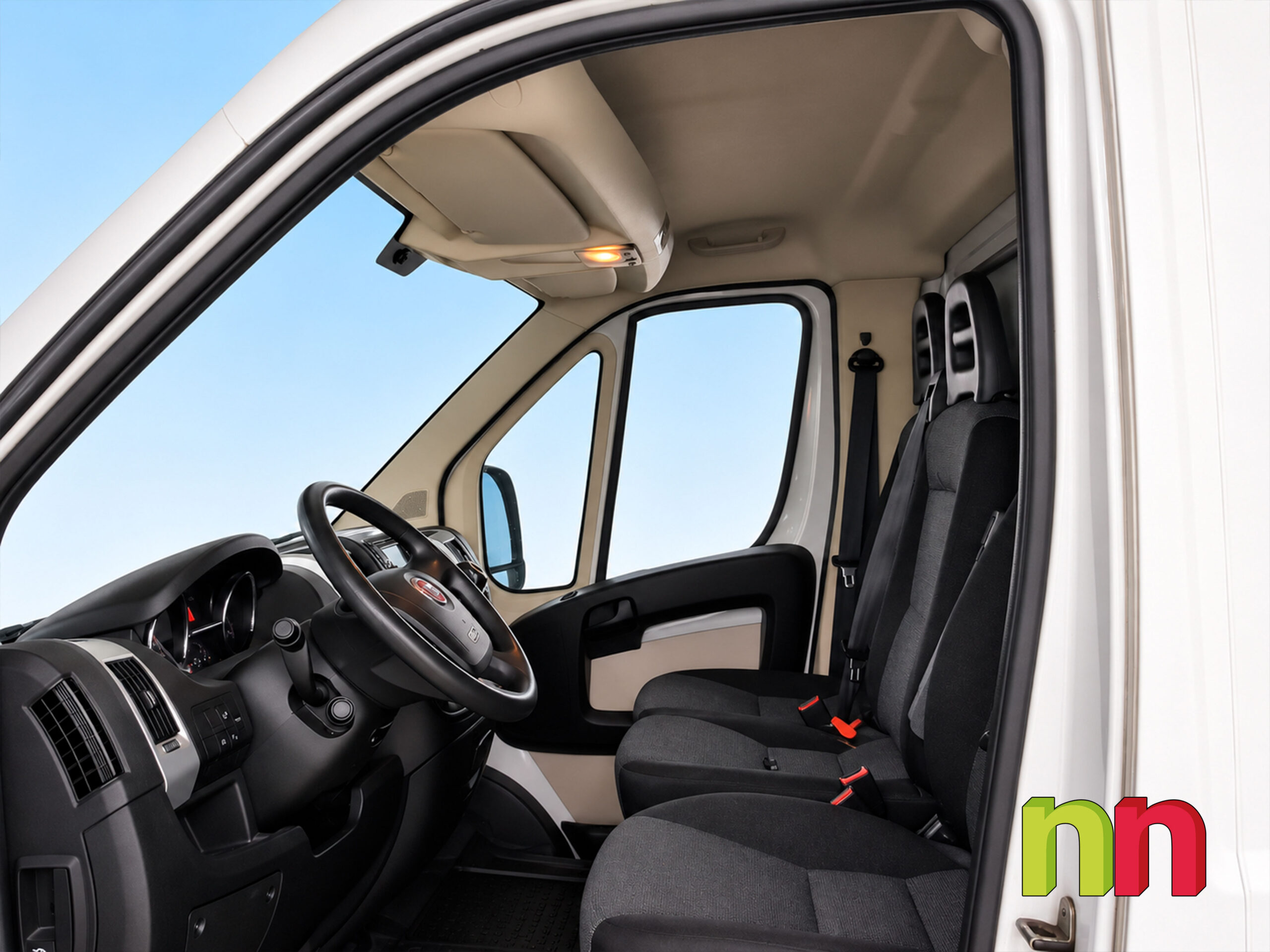 FIAT Ducato carrozada con plataforma FG35 2.3 Mjet 130cv + NAVI