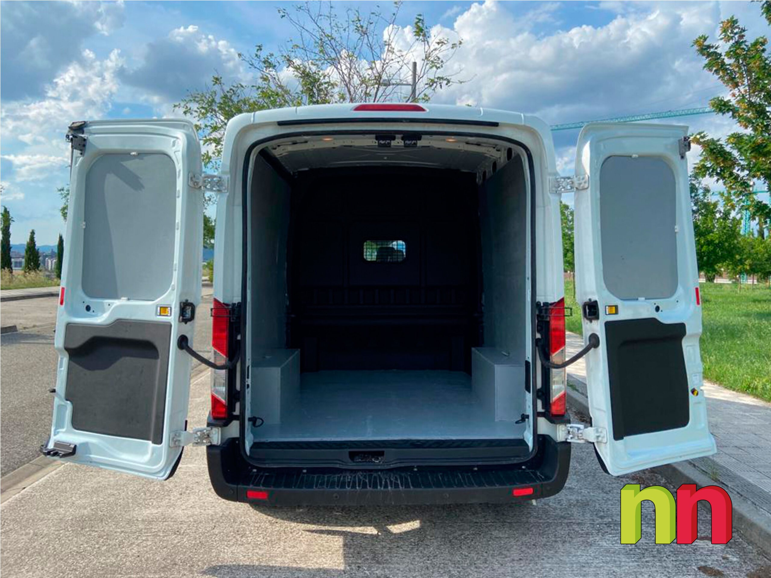 FORD Transit L3H2 Combi 6 plazas 2.0 TDCi 130cv