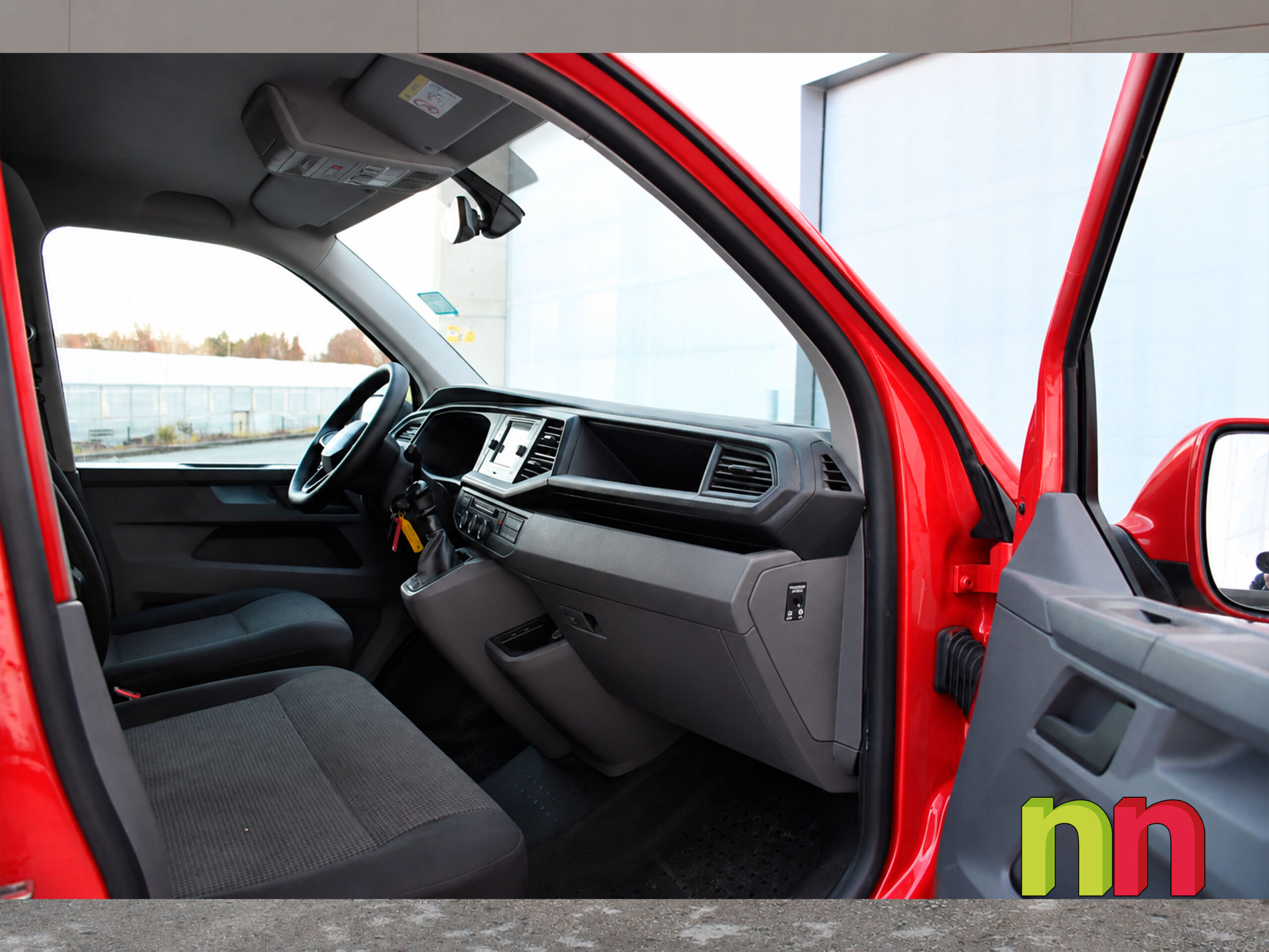 VOLKSWAGEN Transporter L2H1 FG 2.0TDi 150cv