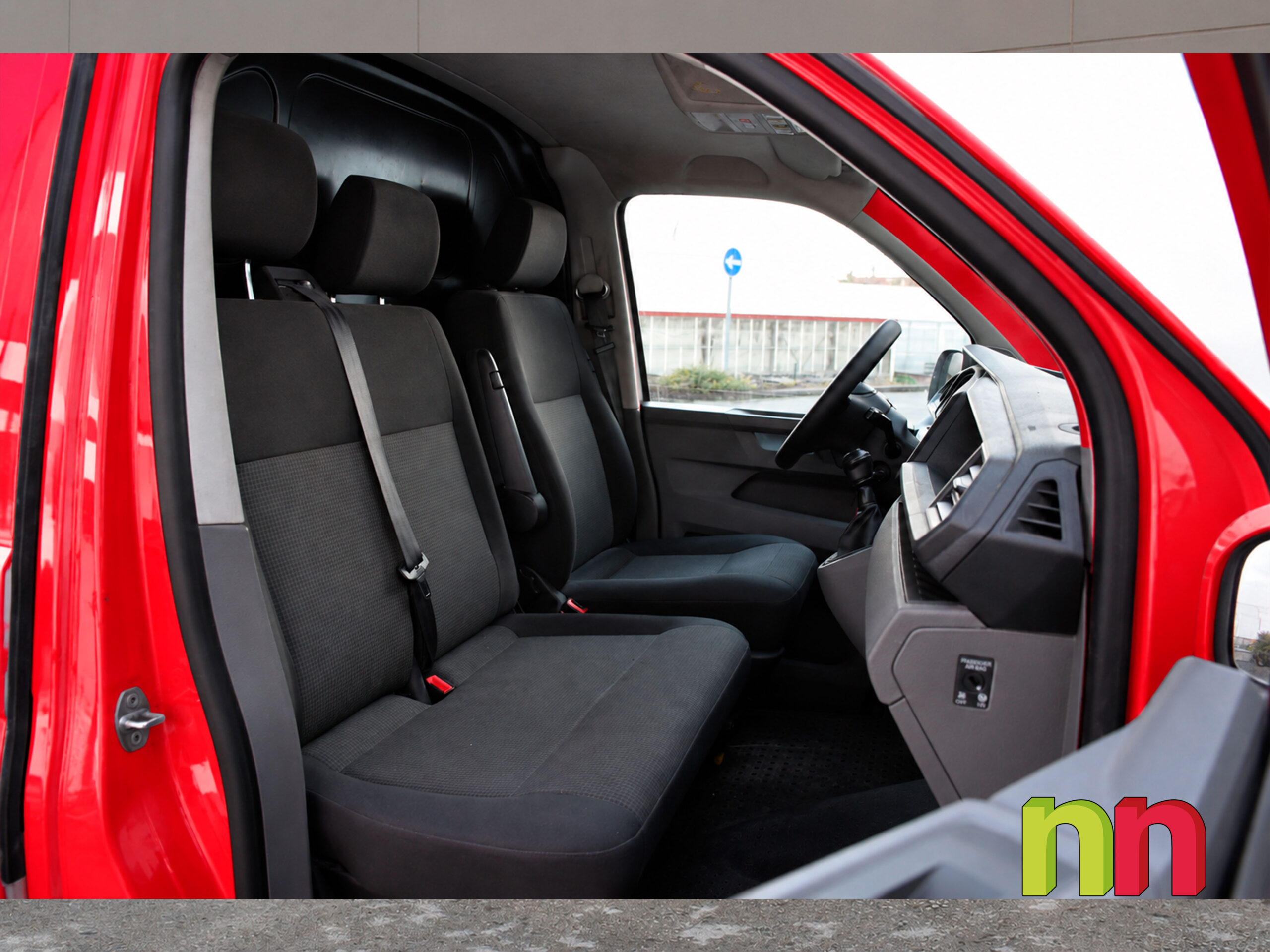 VOLKSWAGEN Transporter L2H1 FG 2.0TDi 150cv